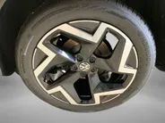 Volkswagen Tiguan 1.5eTSI/150PK R-Line · Panoramadak · Trekhaak · 360°Camera + Parkeersensoren · Garantie t/m 06-01-2030 of 100000km.