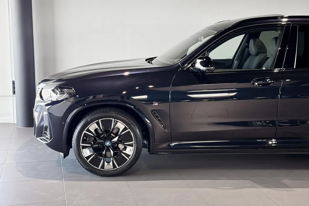 BMW iX3 High Executive Edition 80 kWh