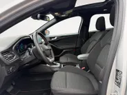 Ford Focus Wagon 1.0 EcoBoost Hybrid ST Line X | 155 pk | Automaat | Adapt. cruise control | BLIS | Pano dak | Parkeersensoren voor en achter | Achteruitrijcamera | 17' lichtmetalen velgen | Privacy glas | Fabrieksgarantie |