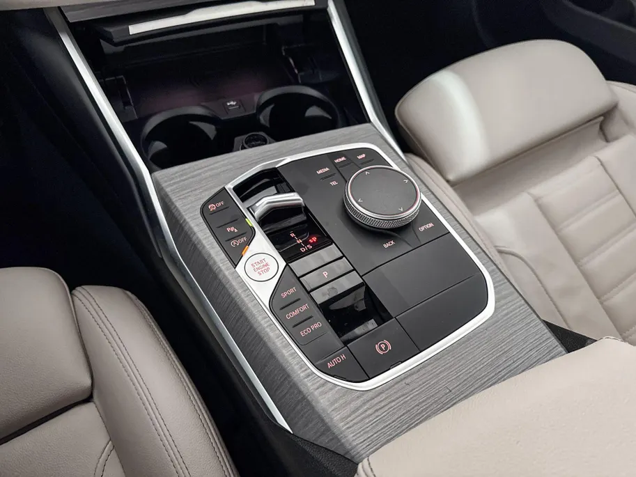 BMW 3 Serie Sedan 318i