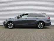 Kia Ceed Sportswagon 1.0 T-GDi MHEV Design Edition | Stuur-/stoelverwarming | Cruise adapt. | Camera | 16' LM | Dodehoekdetectie | JBL audio | LED |