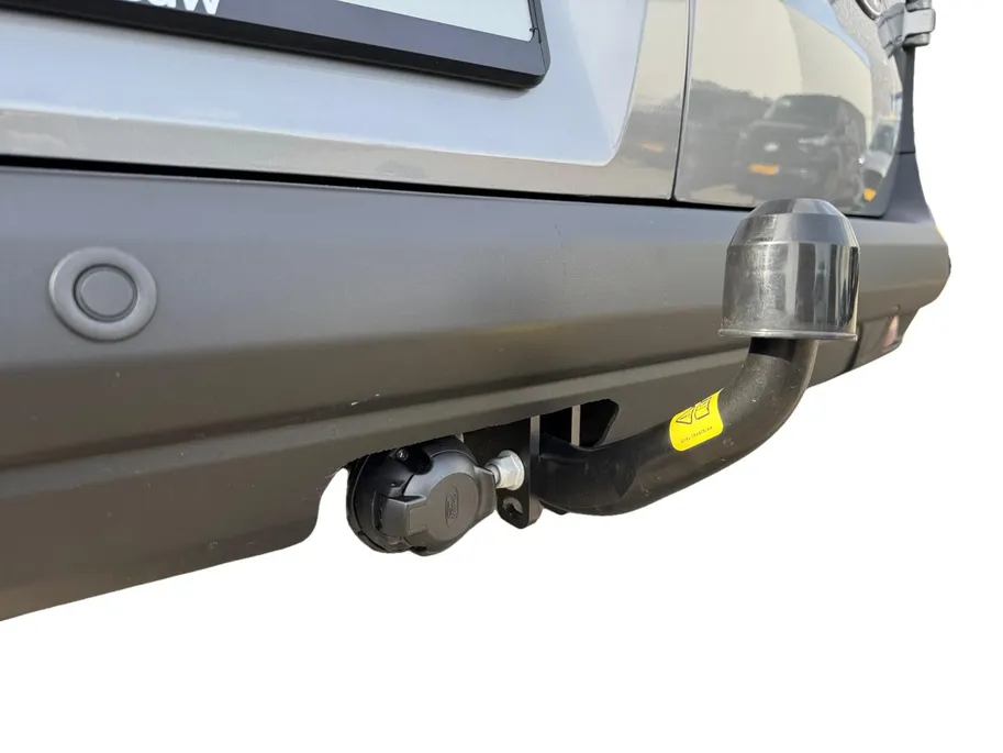 Ford E-Transit Courier Limited 46 kWh | Nieuw te bestellen | Prijs Exclusief BTW - Incl. Kosten Rijklaarmaken | Automaat | Trekhaak | Navigatiesysteem | Adaptieve Cruise Control | Dodehoek detectie