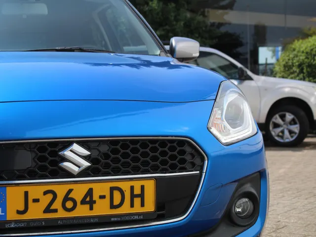 Suzuki Swift 1.2 Stijl Smart Hybrid | Navi | Cruise | Clima | Camera | Lm-Velgen