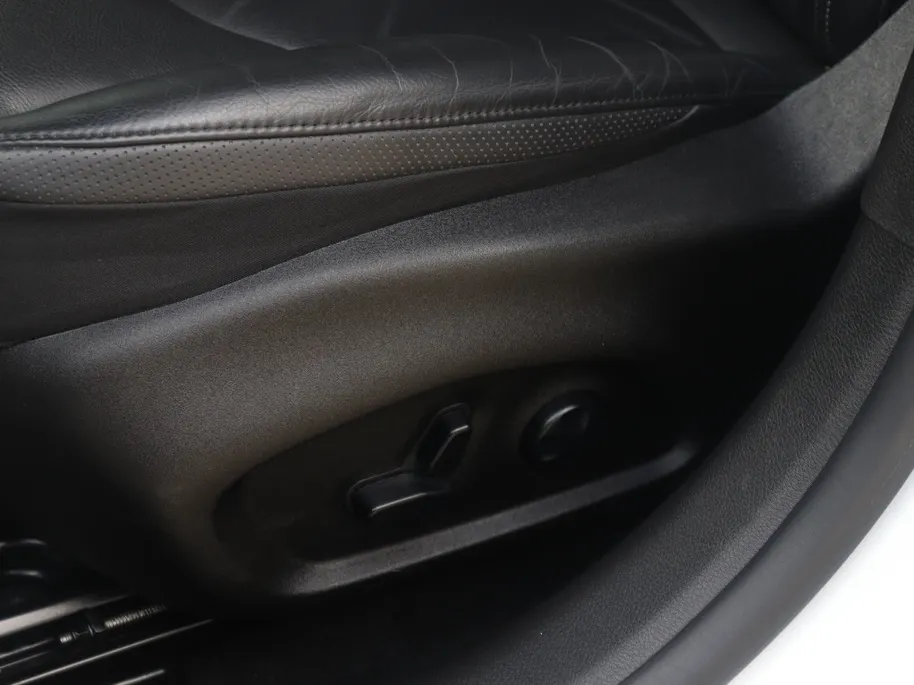 Jeep Renegade 4xe 240 PK Hybrid S | Navi | Carplay | LED | Leder | 19′