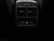 Volkswagen Passat Variant 1.5 eTSI 272pk DSG R-Line Edition · Panoramadak · Camera · Inklap. Trekhaak · Harman Kardon Sound · Head-Up Display · Massagefunctie · Garantie t/m 13-03-2030 of 100.000km