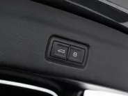 Audi Q6 e-tron Sportback S edition performance 306pk 100 kWh · SOH 97,8% · Panoramadak · Wegklapbare Trekhaak · 360 Camera · Stoelverwarming voor+achter · Bijrijder Display · 19'' Inch · Garantie t/m 10-08-2030 of 100.000km