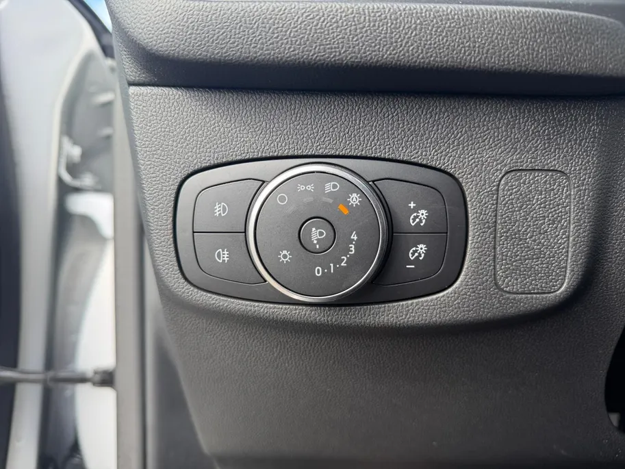 Ford Focus Wagon 1.0 EcoBoost Hybrid ST Line X | Automaat | Pano dak | BLIS | Adapt. Cruise control | Winter pack | Draadloos opladen mobiel | Parkeersensoren voor en achter | Achteruitrijcamera | B&O audio | Bovag garantie |
