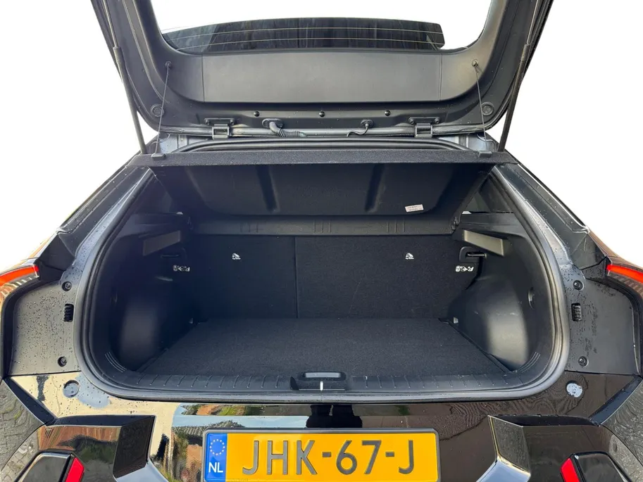 Kia EV4 Hatchback GT-Line Business Edition 81.4 kWh | Demo model | Stoel-Stuur verwarming | Draadloos Apple Carplay - Android Auto | GT-Line Exterieur en Interieur Details | Kia Leiderdorp 071 760 06 00