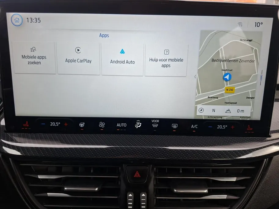Ford Focus Wagon 1.0 EcoBoost Hybrid ST Line | NL-Auto | Dealeronderhouden | Winter Pack | Climate Control | Parkeersensoren | 17' Lichtmetaal | Apple Carplay&Android Auto | Led Koplampen |