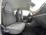 Volkswagen up! 1.0 65PK | Climate Control| Parkeersensoren| 4seizoen banden| Camera | Automatische verlichting| DEALER ONDERHOUDEN!!