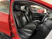 Renault Clio 90PK TCe Intens | 1e eigenaar | Camera | Parkeersensoren | Climate Control | Lichtmetalen Velgen | Full LED | Half Leder | Bluetooth |