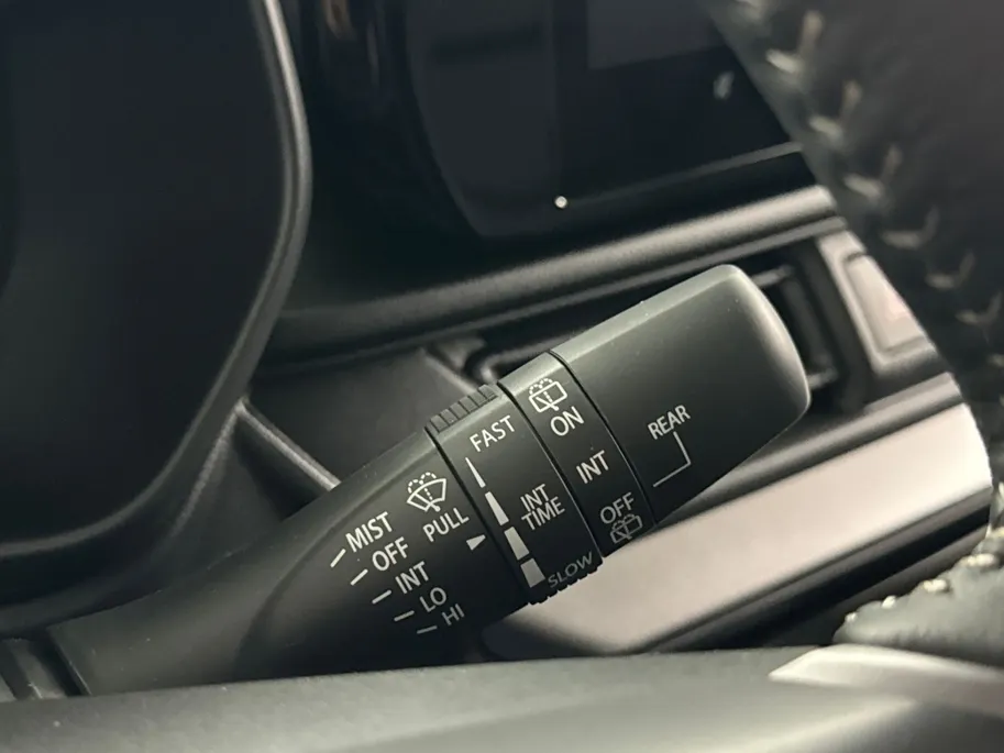 Suzuki Swift 1.2 Style Smart Hybrid | Black & White edition