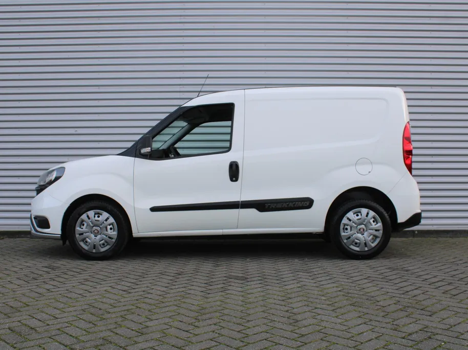 Fiat Doblò Cargo 1.6 MJ L1H1 S Trekking | Navi | Cruise | Airco | Parkeersensoren achter | Apple Carplay/Android Auto | Dealeronderhouden |