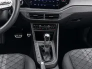 Volkswagen Polo 1.0 TSI 95pk DSG R-Line Business · Camera · Apple/Android Car Play · Navigatie · P-Sensoren · Stoelverwarming · 16'' Inch ·