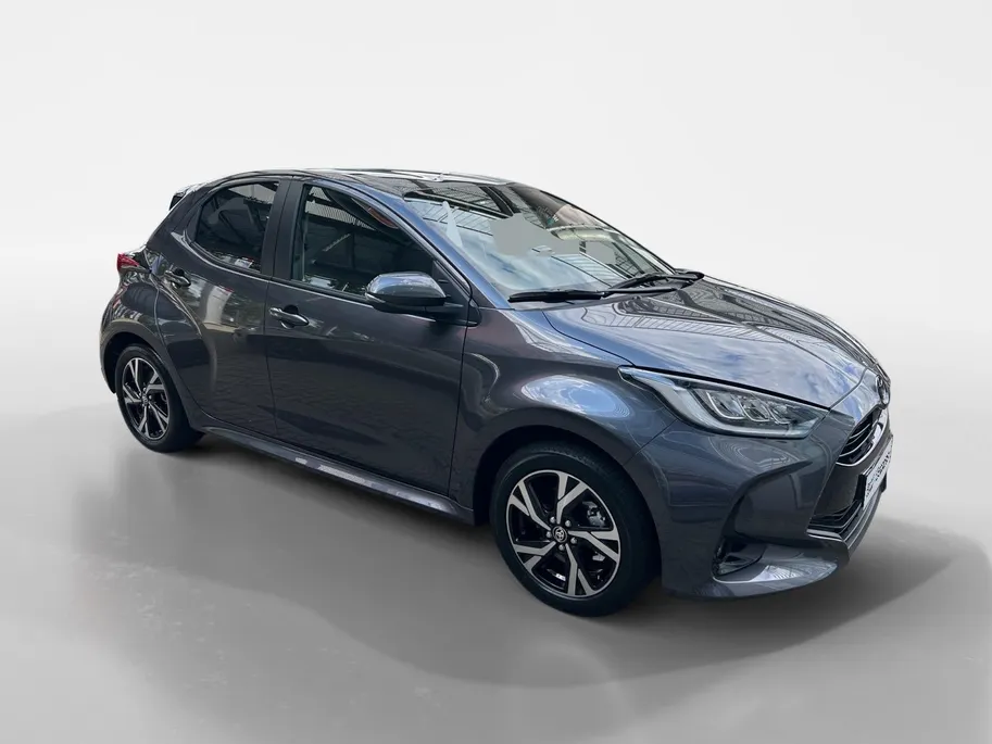 Toyota Yaris 1.5 Hybrid Dynamic | Nieuw | Apple Carplay/Android Auto | hill hold functie | airco (automatisch) | achteruitrijcamera | buitenspiegels verwarmbaar |