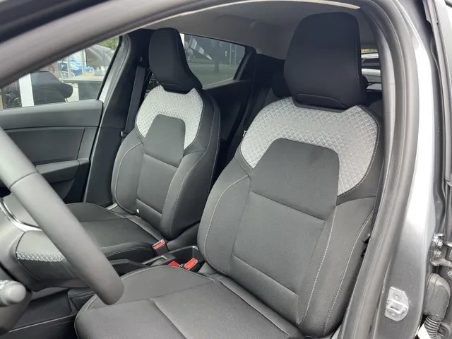 Mitsubishi Colt 1.6 HEV Intense
