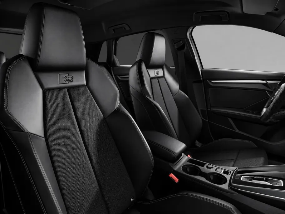 Audi A3 Sportback 40 TFSI e S edition 204 PK · Comfortpakket plus · Optiekpakket zwart plus · Assistentiepekket rijden met parking plus · MEGA Sale