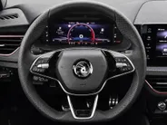 Škoda Kamiq Monte Carlo 1.0 TSI 85kW/115PK SUV 6 versn. handgeschakeld | Metallic Lak | Winter pakket | 17'' Lichtmetalen Velgen | DEMO Deal!