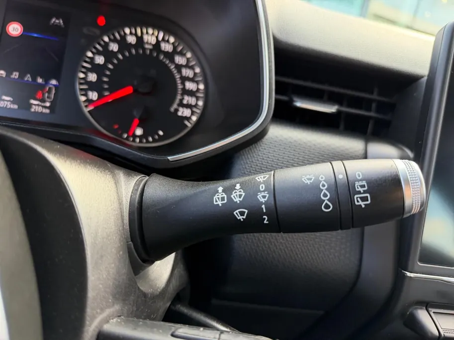 Renault Clio 1.0 TCe Zen | Navigatie | Bluetooth | Airco | Cruise Control | Apple Carplay & Android Auto | 12 Maanden BOVAG Garantie