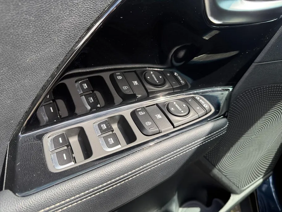 Kia Niro 1.6 GDi Hybrid DynamicPlusLine | Parkeerhulp | Apple Carplay | Android Auto | Navigatie | Lane-Assist | Stoel- stuurverwarming |