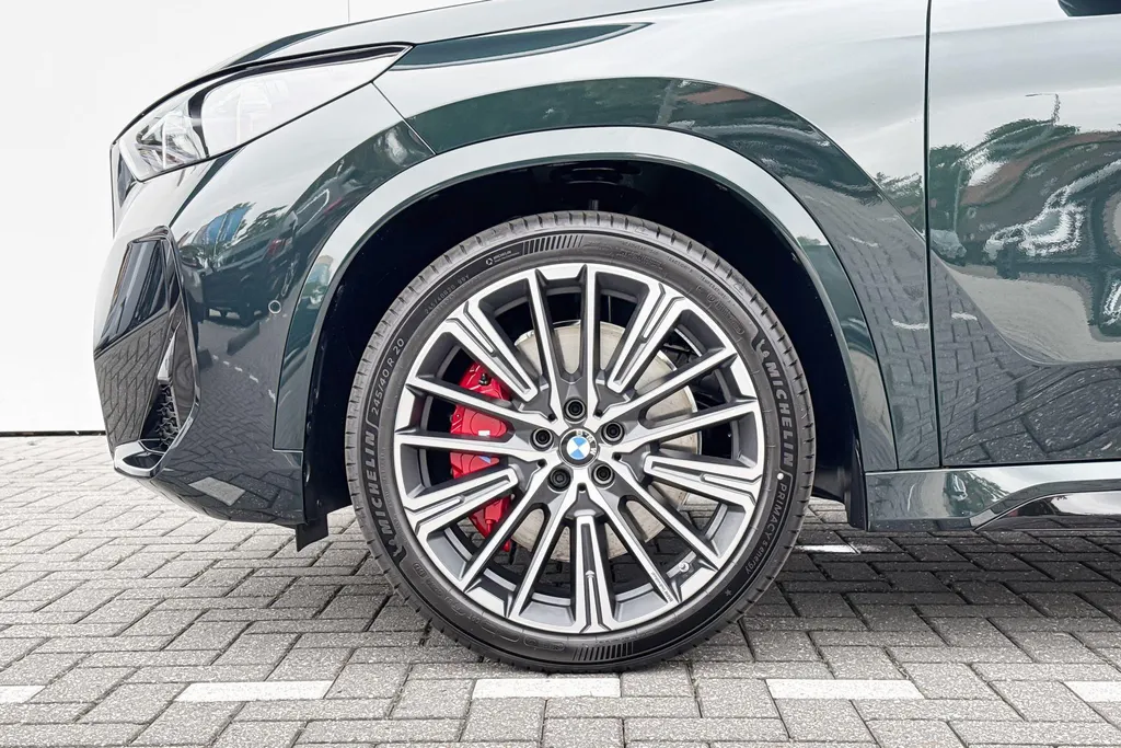 BMW iX1 eDrive20 67 kWh M Sport Edition