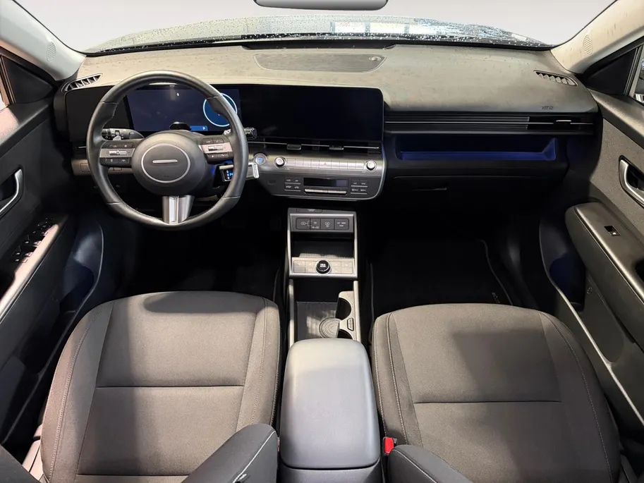 Hyundai Kona 1.6 GDI HEV Comfort Smart | Navigatie| Stoel/Stuurverwarming| Elektrische achterklep| Achteruitrijcamera| Parkeersensoren v+a |