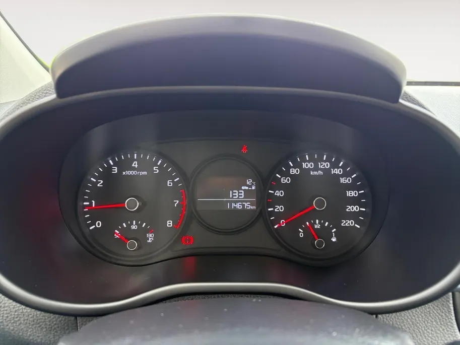 Kia Picanto 1.0 CVVT First Edition | All-Seasonbanden /Apple Carplay/ Android Auto | Navigatiesysteem | Cruise Control | Climate Control | Parkeercamera Achter | Lichtsensor | 15' Lichtmetalen Velgen