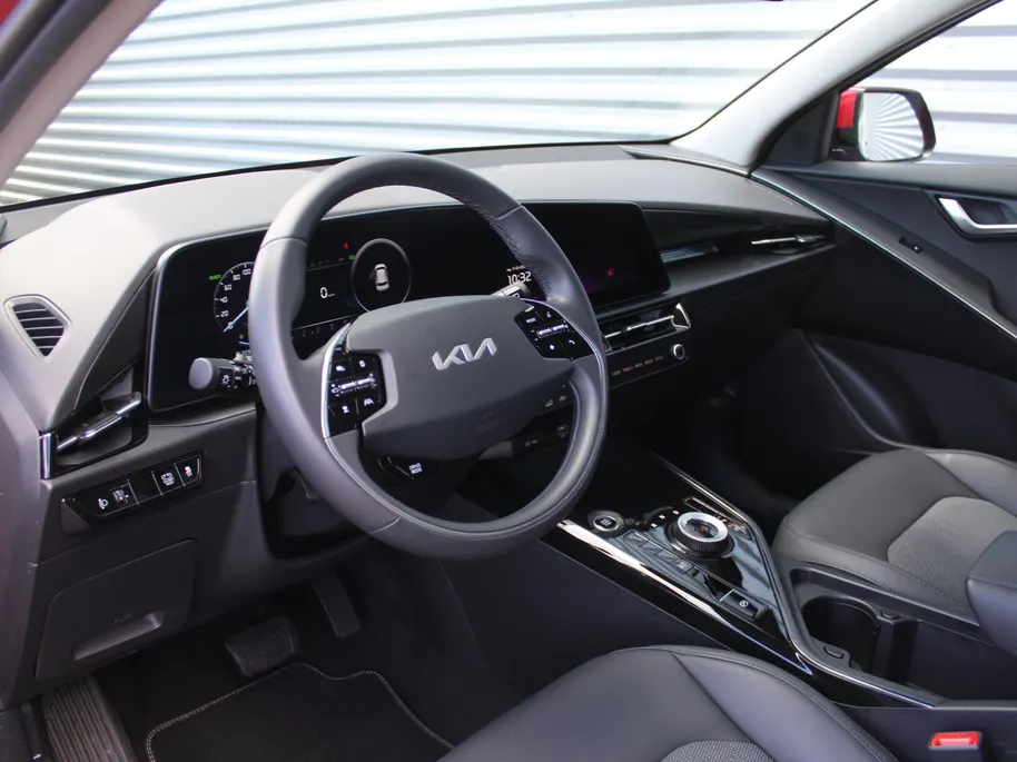 Kia Niro 1.6 GDi Hybrid DynamicLine | Camera | Clima | Cruise | Navi | 16" LM | Keyless | Apple Carplay/Android Auto |