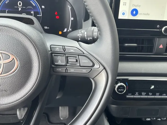 Toyota Yaris 1.5 Hyb. 115 Dynamic | 3500 euro demo korting