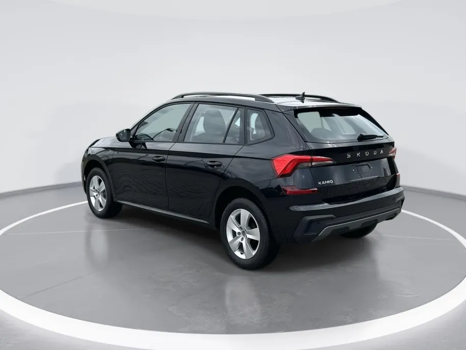 Škoda Kamiq Selection 1.0 TSI 85 kW / 115 PK SUV 6 versn. Hand | Metallic Lak | 16'' Lichtmetalen Velgen | 1.000,-  inruilpremie