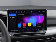 Volkswagen Golf 1.5 eHybrid Life Edition Panoramadak · Achteruitrijcamera · Draadloze telefoonlader · Stuur- & Stoelverwarming