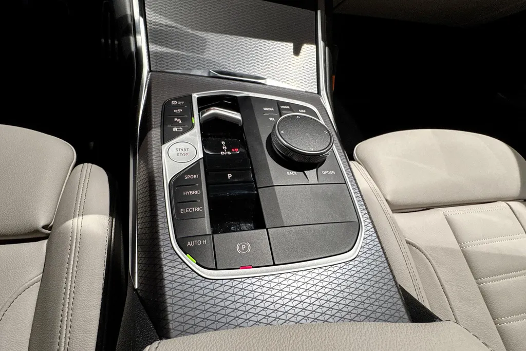 BMW 3 Serie Touring 330e