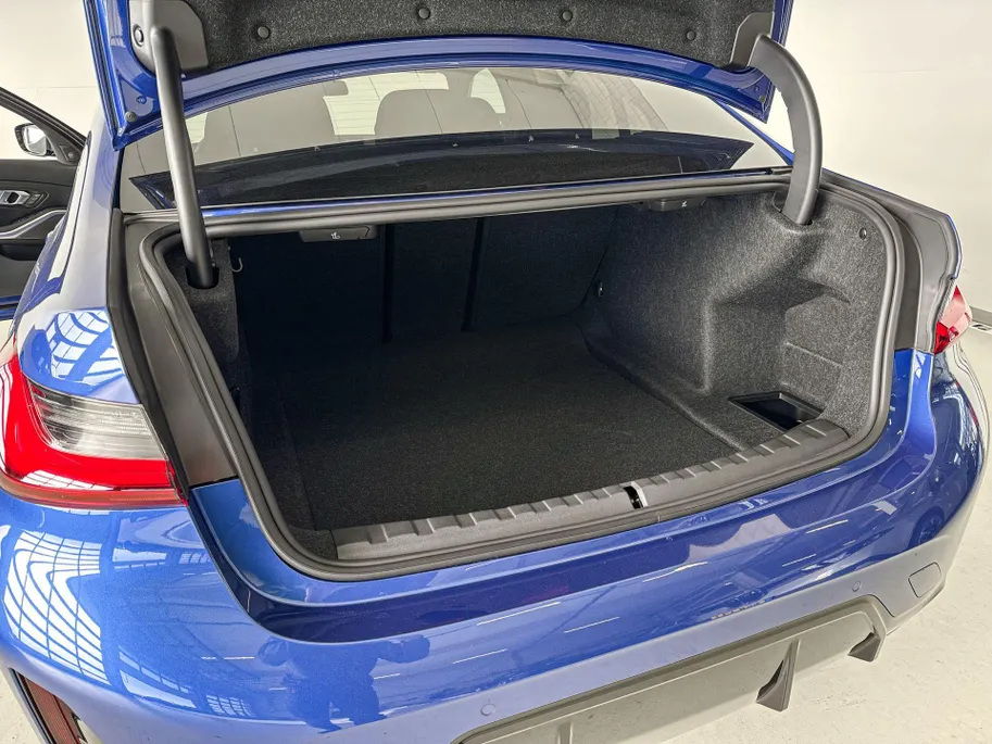 BMW 3 Serie Sedan 320i
