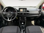 Kia Picanto 1.0 CVVT First Edition | All-Seasonbanden /Apple Carplay/ Android Auto | Navigatiesysteem | Cruise Control | Climate Control | Parkeercamera Achter | Lichtsensor | 15' Lichtmetalen Velgen