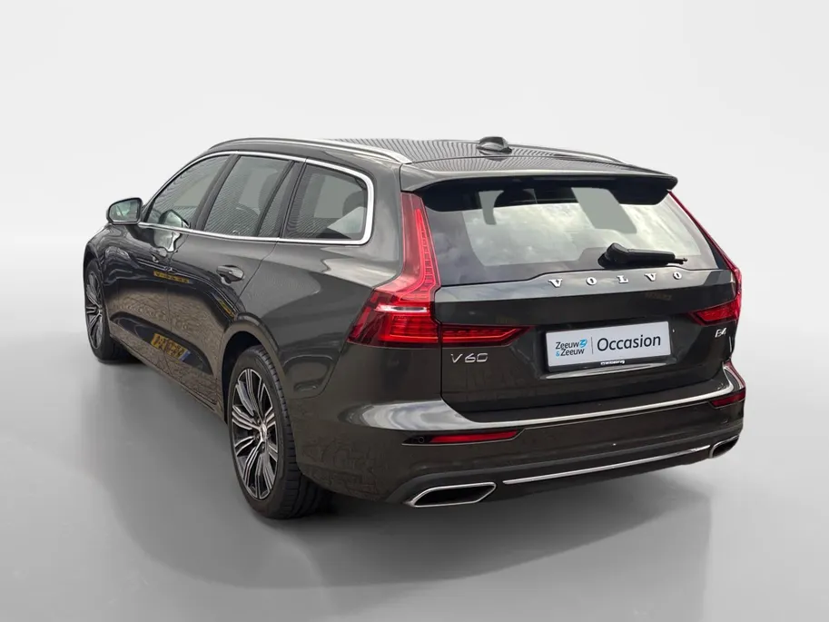 Volvo V60 2.0 B4 Core | Achteruitrijcamera | Elektr. Achterklep | Lederen bekleding | Geheugen stoelen | Dodehoek detectie | 12 maanden garantie! |