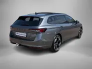 Škoda Superb Combi 1.5TSI 150kW/204PK PHEV Sportline DSG · Panoramadak · Apple/Android Car Play · Camera ·  Leder/Alcantara · Trekhaak ·