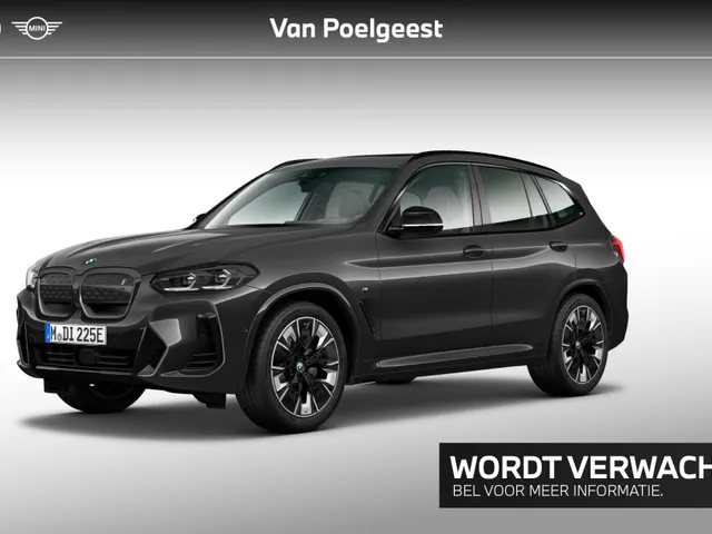 BMW iX3
