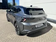 Renault Scénic E-Tech EV87 long range techno Nu op voorraad met 3.000 euro korting bij Zeeuw en Zeeuw Naaldwijk /  5 jaar garantie incl.