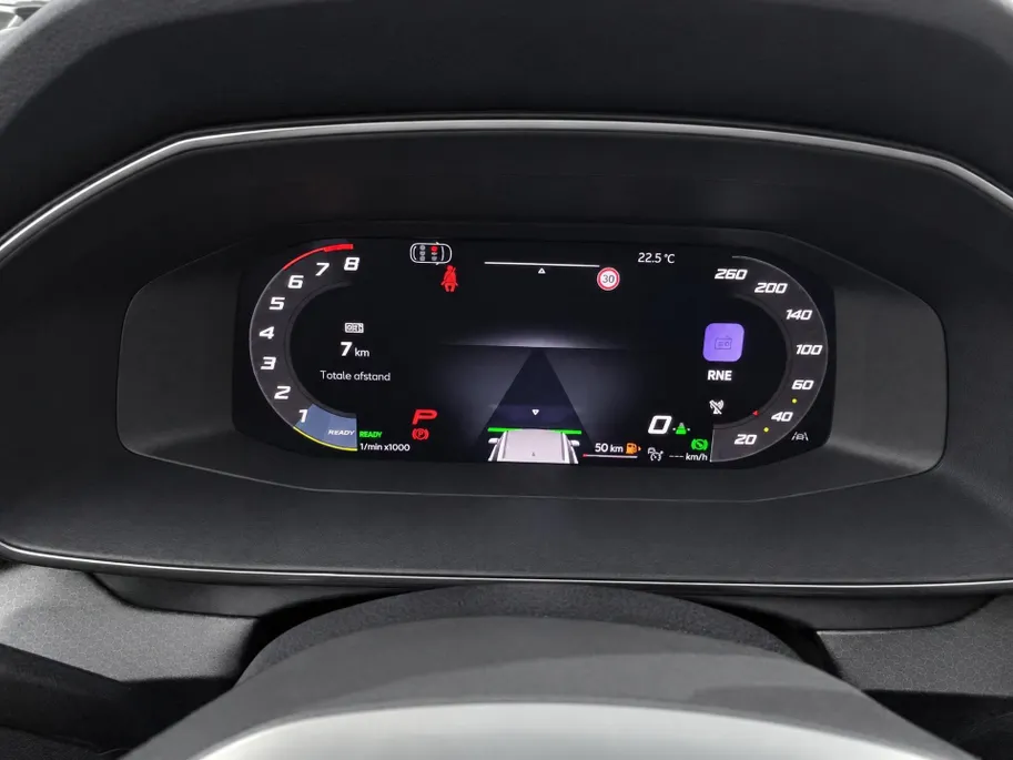 SEAT Leon Sportstourer Style Business Intense 1.5 eTSI 115 PK DSG Station | Technology Pack | Matrix Verlichting | Metallic Lak | 3500,- Herwaardering!!