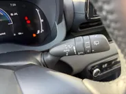 Toyota Yaris 1.5 Hybrid Dynamic | 10 jaar Fabrieksgarantie! | NIEUW! | Automaat | Achteruitrijcamera | Adapt. Cruise Control | Navigatie | Apple/Android Auto |