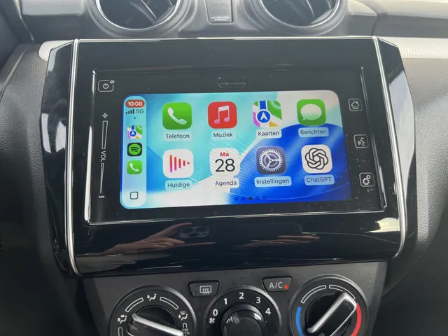 Suzuki Swift 1.2 Select Smart Hybrid | Armsteun | Apple Carplay & Android Auto | 16' LM Velgen | Airco | Dealer onderhouden