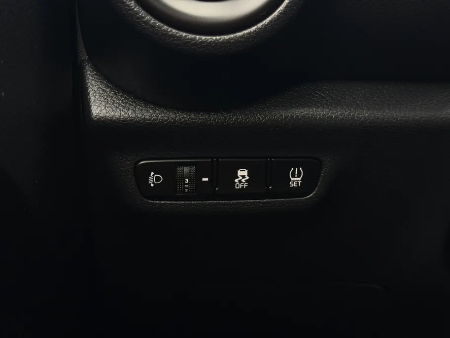 Kia Picanto 1.0 DPI DynamicPlusLine | Achteruitrijcamera | LED verlichting | Navi | Cruise control | Apple/Android Carplay | Parkeersensoren achter | LMV | Privacy glass