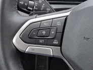 Volkswagen Tiguan 1.5TSI/150PK DSG Life Edition · Trekhaak · Navigatie · Apple/Android Car Play · Stoelverwarming · Garantie t/m 19-01-2028