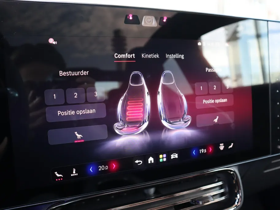 Mercedes-Benz CLA 180 Business Solution AMG l Trekhaak l Panoramadak l stoelverwarming