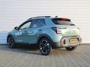 Kia Stonic 1.0 T-GDi MHEV GT-Line | Stuur-/stoelverwarming | Schuifdak | Camera | Cruise adapt. | Dodehoek detectie | Clima | Navi | 17' LM | LED |