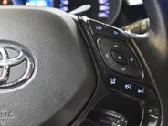 Toyota C-HR 1.8 Hybrid 122pk CVT Bi-Tone Navigatie | Cruise | Clima | PDC |Half Leer | Parlemoer Wit
