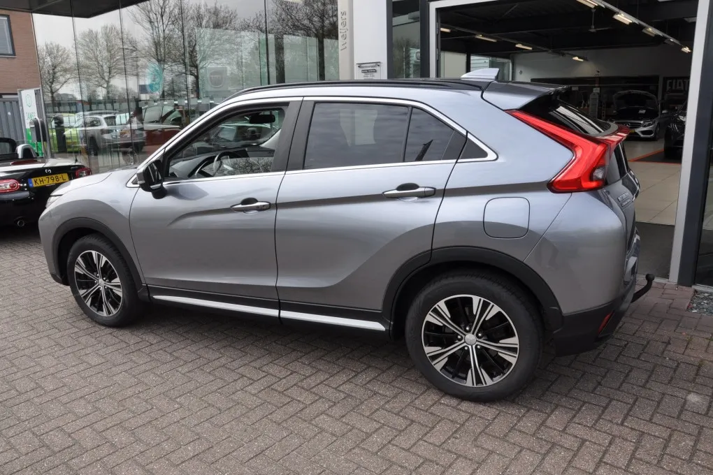 Mitsubishi Eclipse Cross 1.5 DI-T First Ed. All Seasons Head Up