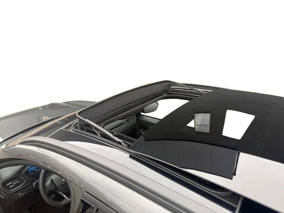 Ford Kuga 2.5 PHEV ST-Line | 1e Eigenaar | Elektr. Trekhaak | Panoramadak | Winter Pack | 360 Camera | Dodehoek detectie | Fabrieksgarantie! |