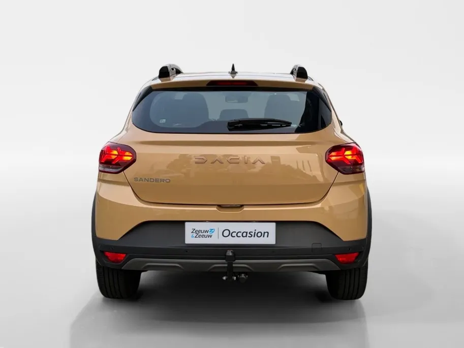 Dacia Sandero Stepway 100PK TCe ECO-G Extreme (LPG) | 1ste Eigenaar | Trekhaak | 1100KG Trekgewicht | Camera | Apple Carplay/Android Auto | Parkeersensoren | Lichtmetalen Velgen | Licht & Regen Sensor | LED Lampen|
