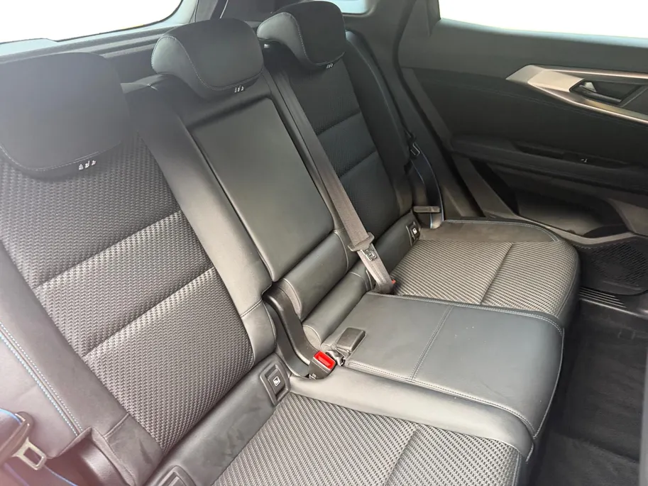 Renault Austral 1.2 E-Tech full hybrid 200 esprit Alpine | Automaat | Automatische Achterklep | Cruise & Climate Control | Stoel & Stuurverwarming | Apple Carplay & Android Auto | Camera | 12 Maanden BOVAG Garantie